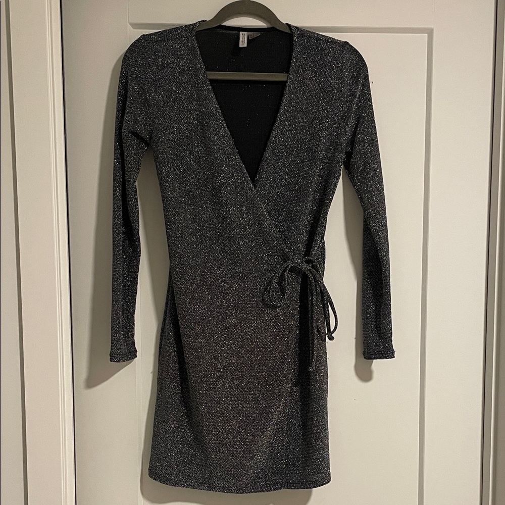 H&M Shimmering Black Long Sleeve Dress